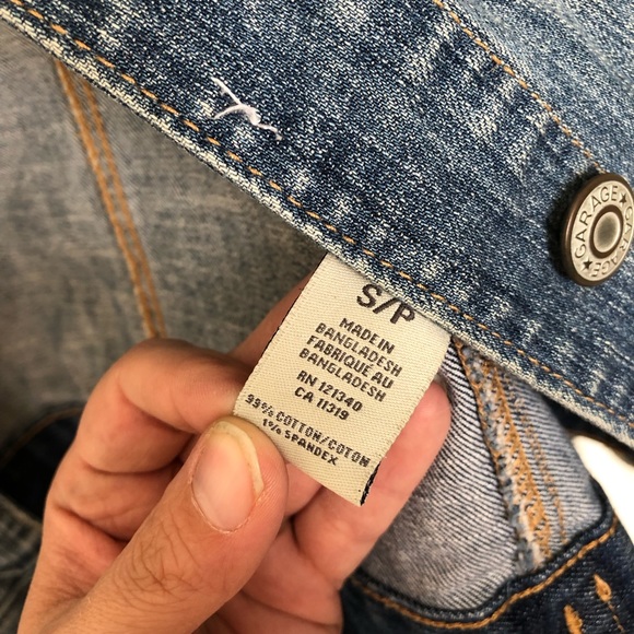 Simple and casual jean jacket - Picture 4 of 6